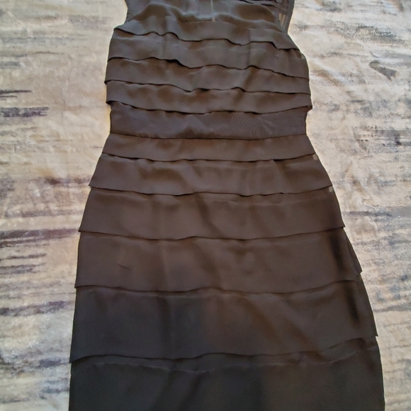 Dressy Adrianna Papell black dress - Picture 7 of 16